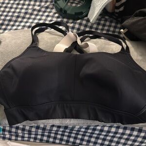 2 Under armor 1 puma bra